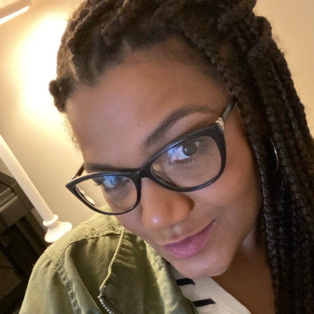 Meet your Posher, Viviana